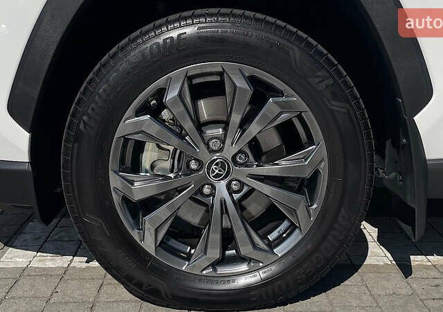Тойота РАВ 4, объемом двигателя 2.49 л и пробегом 9 тыс. км за 41019 $, фото 15 на Automoto.ua