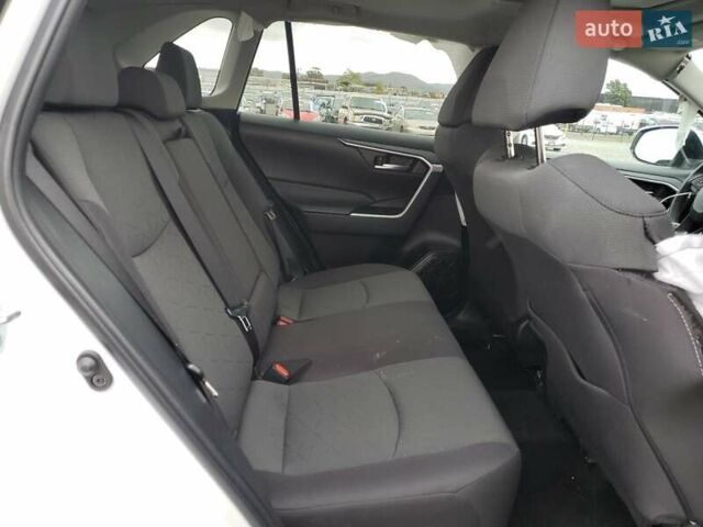 Тойота РАВ 4, объемом двигателя 0 л и пробегом 32 тыс. км за 13000 $, фото 10 на Automoto.ua