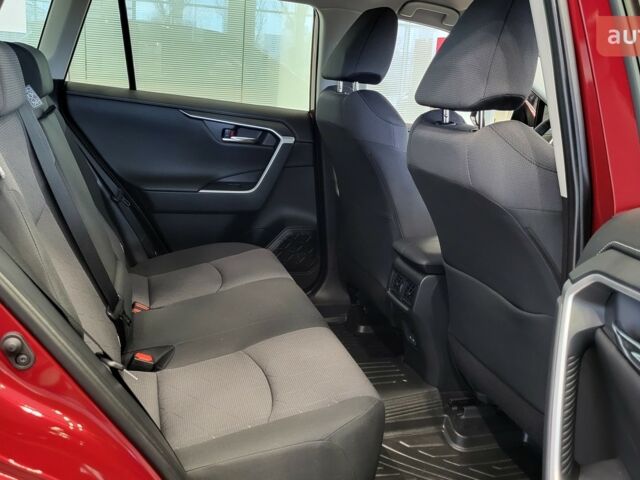 Тойота РАВ 4 2023 у Києві на Automoto.ua Тойота РАВ 4, об'ємом двигуна 1.99 л та пробігом 0 тис. км за 34779 $, фото 4 на Automoto.ua