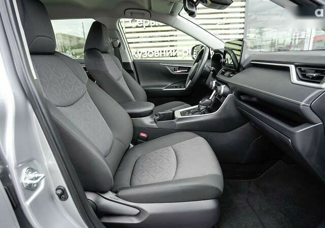 Тойота РАВ 4, об'ємом двигуна 0 л та пробігом 7 тис. км за 40267 $, фото 5 на Automoto.ua