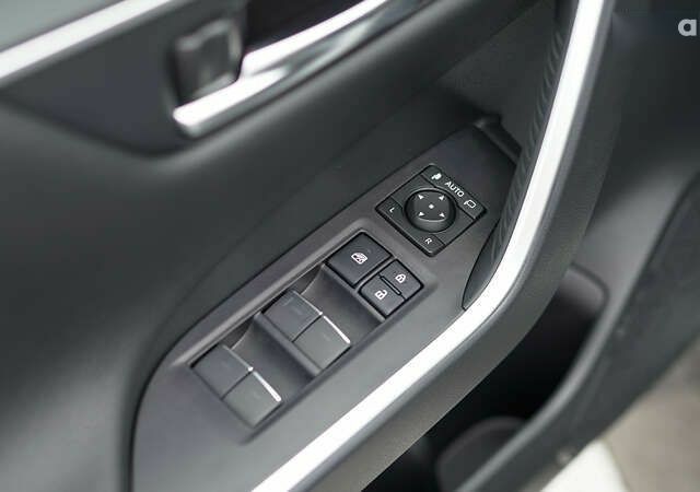Тойота РАВ 4, об'ємом двигуна 0 л та пробігом 7 тис. км за 40267 $, фото 13 на Automoto.ua