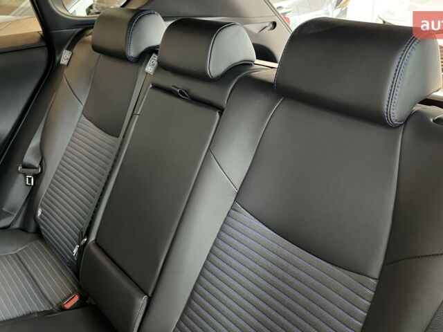 Тойота РАВ 4, об'ємом двигуна 2.49 л та пробігом 0 тис. км за 43665 $, фото 12 на Automoto.ua