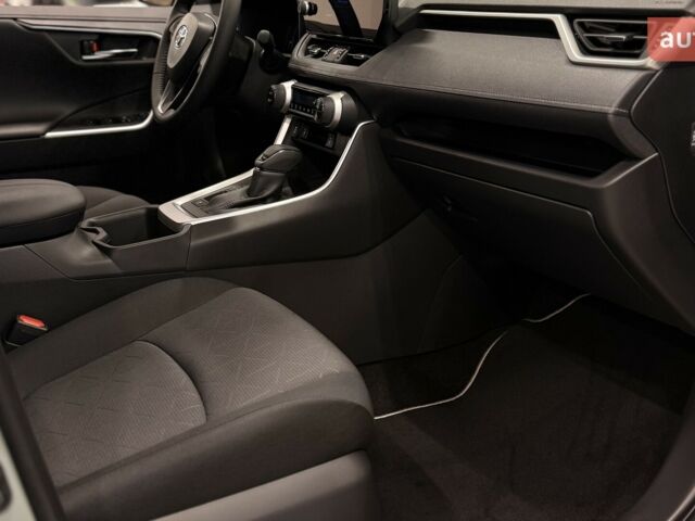 Тойота РАВ 4, объемом двигателя 2.49 л и пробегом 0 тыс. км за 39498 $, фото 19 на Automoto.ua