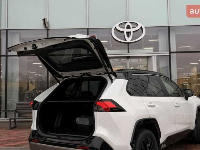 Тойота РАВ 4, об'ємом двигуна 2.49 л та пробігом 0 тис. км за 44192 $, фото 13 на Automoto.ua