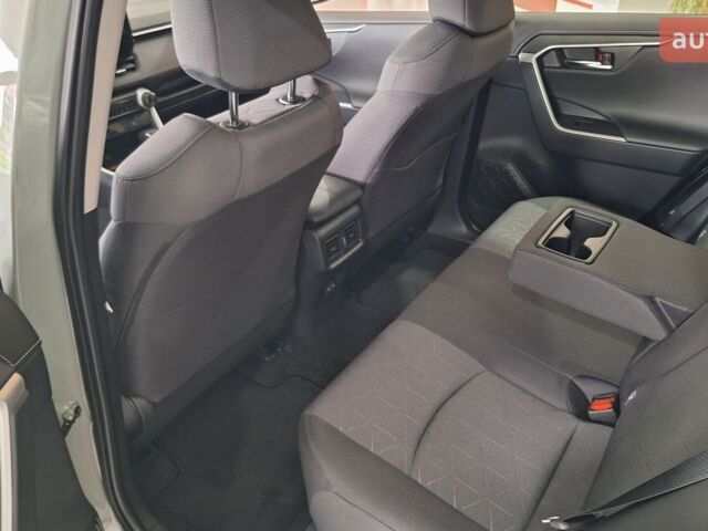 Тойота РАВ 4, объемом двигателя 2.49 л и пробегом 0 тыс. км за 38042 $, фото 5 на Automoto.ua