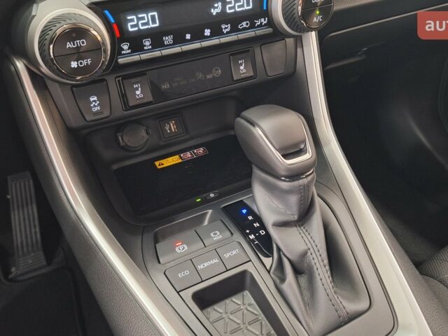 Тойота РАВ 4, объемом двигателя 2.49 л и пробегом 0 тыс. км за 38042 $, фото 7 на Automoto.ua