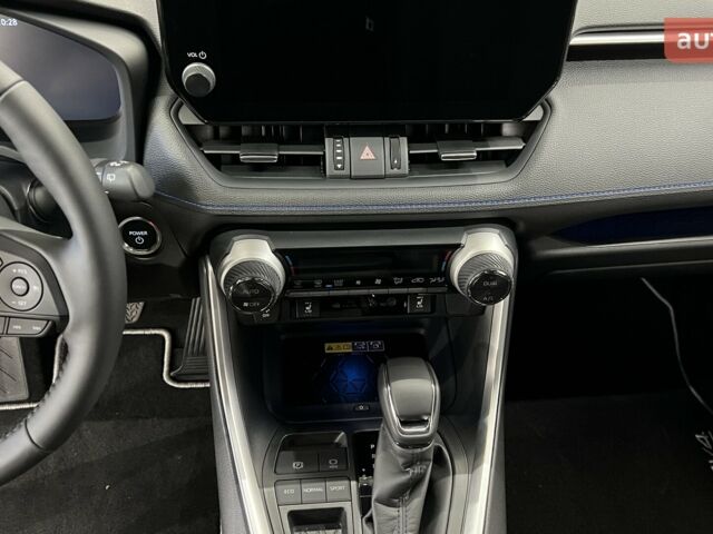 Тойота РАВ 4, об'ємом двигуна 2.49 л та пробігом 0 тис. км за 42059 $, фото 12 на Automoto.ua