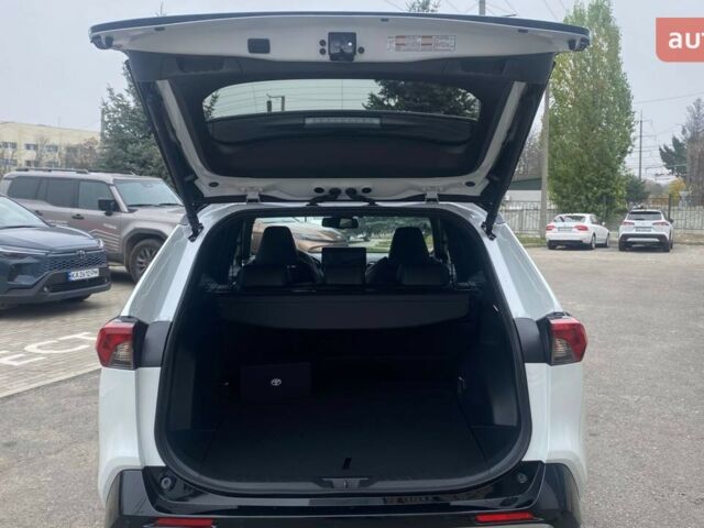 Тойота РАВ 4, об'ємом двигуна 2.49 л та пробігом 0 тис. км за 46893 $, фото 6 на Automoto.ua