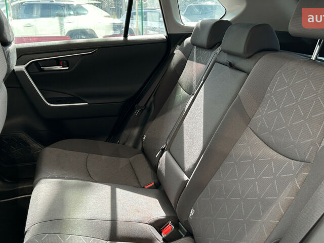 Тойота РАВ 4, об'ємом двигуна 2.49 л та пробігом 0 тис. км за 39316 $, фото 17 на Automoto.ua