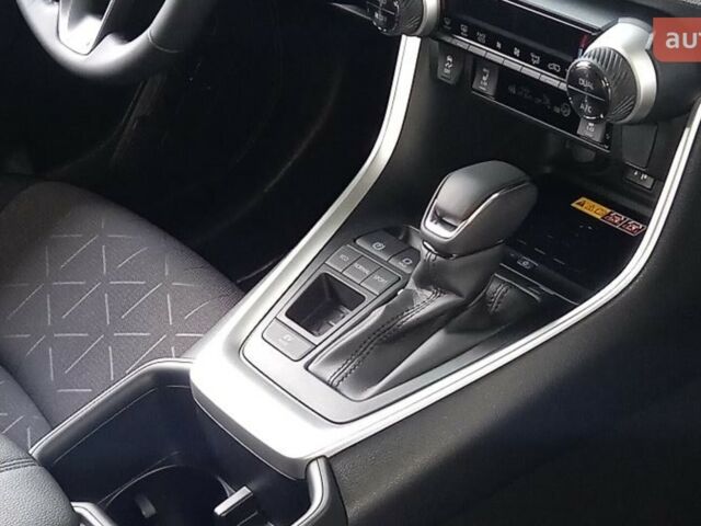 Тойота РАВ 4, об'ємом двигуна 2.49 л та пробігом 0 тис. км за 40000 $, фото 10 на Automoto.ua