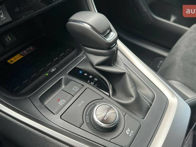 Тойота РАВ 4, объемом двигателя 2.49 л и пробегом 0 тыс. км за 51866 $, фото 13 на Automoto.ua