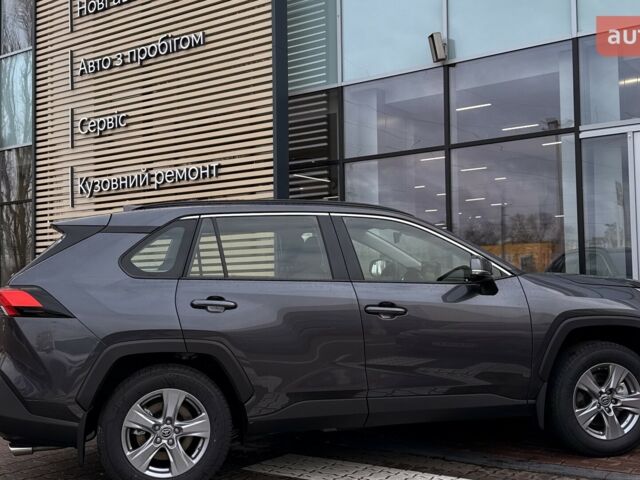 Тойота РАВ 4, об'ємом двигуна 2.49 л та пробігом 0 тис. км за 39046 $, фото 13 на Automoto.ua