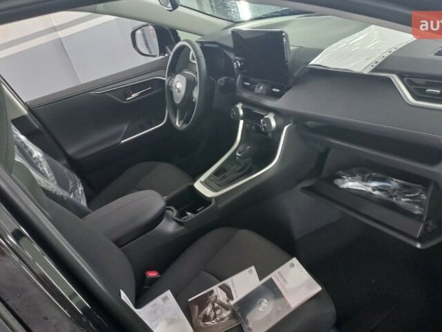 Тойота РАВ 4, об'ємом двигуна 2.49 л та пробігом 0 тис. км за 38417 $, фото 3 на Automoto.ua