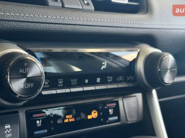 Тойота РАВ 4 2025 у Хмельницькому на Automoto.ua Тойота РАВ 4, об'ємом двигуна 2.49 л та пробігом 0 тис. км за 52068 $, фото 22 на Automoto.ua