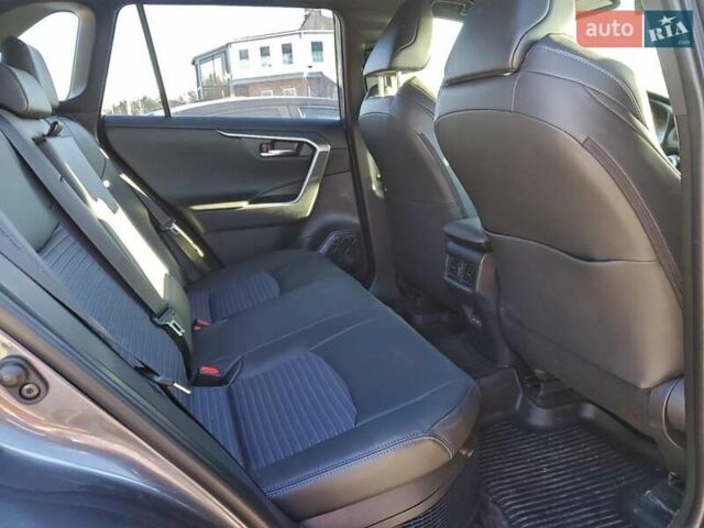 Тойота РАВ 4, объемом двигателя 2.49 л и пробегом 4 тыс. км за 13000 $, фото 10 на Automoto.ua