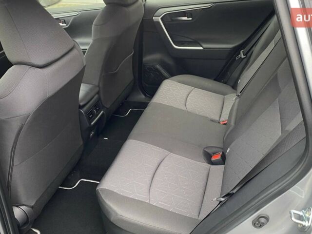 Тойота РАВ 4, объемом двигателя 2.49 л и пробегом 0 тыс. км за 36397 $, фото 13 на Automoto.ua