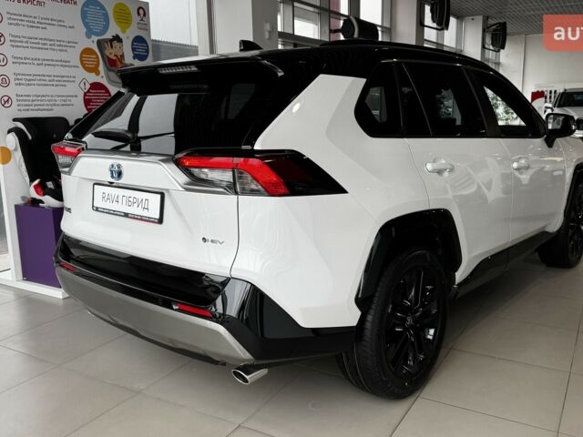 Тойота РАВ 4, об'ємом двигуна 2.49 л та пробігом 0 тис. км за 42106 $, фото 3 на Automoto.ua