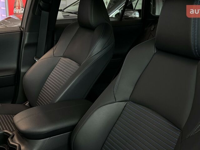 Тойота РАВ 4, об'ємом двигуна 2.49 л та пробігом 0 тис. км за 43665 $, фото 10 на Automoto.ua