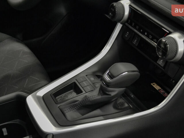 Тойота РАВ 4, объемом двигателя 2.49 л и пробегом 0 тыс. км за 40419 $, фото 6 на Automoto.ua