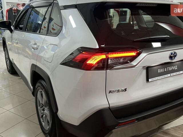 Тойота РАВ 4, об'ємом двигуна 2.49 л та пробігом 0 тис. км за 40508 $, фото 6 на Automoto.ua