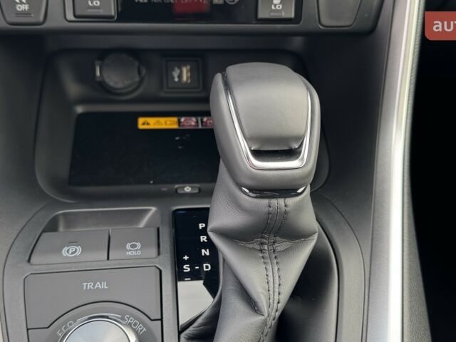 Тойота РАВ 4, объемом двигателя 2.49 л и пробегом 0 тыс. км за 42116 $, фото 15 на Automoto.ua