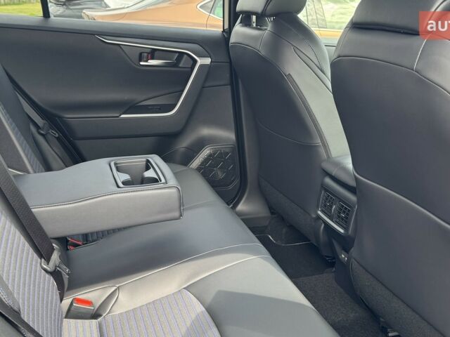 Тойота РАВ 4, объемом двигателя 2.49 л и пробегом 0 тыс. км за 42116 $, фото 22 на Automoto.ua