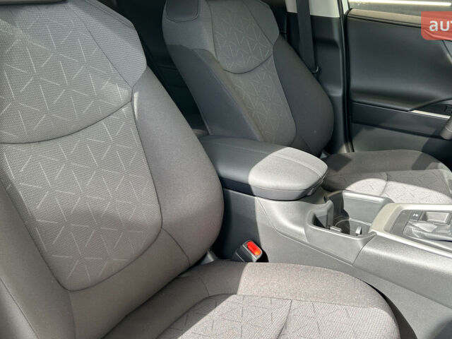 Тойота РАВ 4, об'ємом двигуна 2.49 л та пробігом 0 тис. км за 39316 $, фото 24 на Automoto.ua