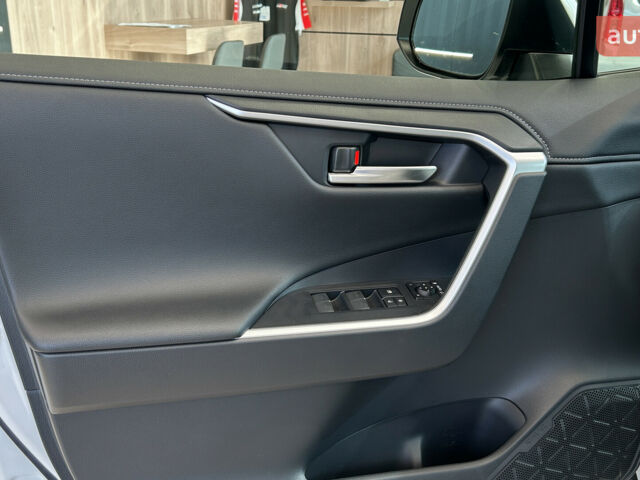 Тойота РАВ 4, об'ємом двигуна 2.49 л та пробігом 0 тис. км за 39316 $, фото 15 на Automoto.ua