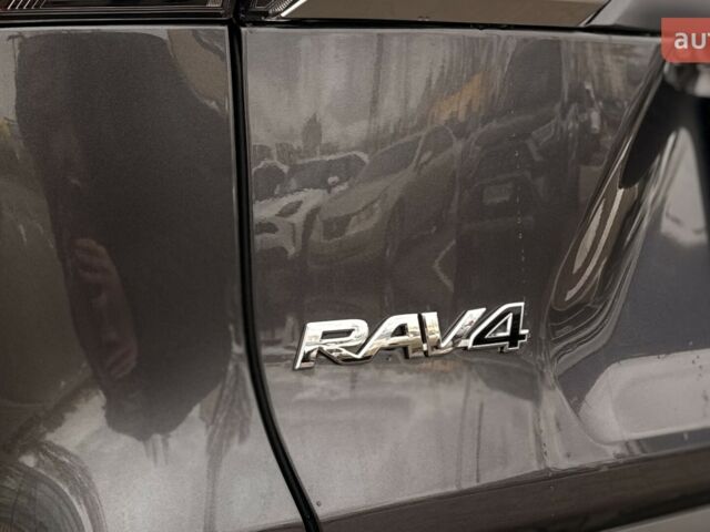 Тойота РАВ 4, об'ємом двигуна 2.49 л та пробігом 0 тис. км за 39046 $, фото 15 на Automoto.ua