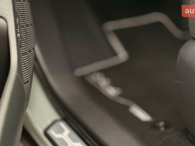 Тойота РАВ 4, об'ємом двигуна 2.49 л та пробігом 0 тис. км за 42623 $, фото 17 на Automoto.ua