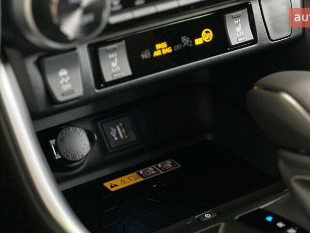 Тойота РАВ 4, объемом двигателя 2.49 л и пробегом 0 тыс. км за 43388 $, фото 31 на Automoto.ua