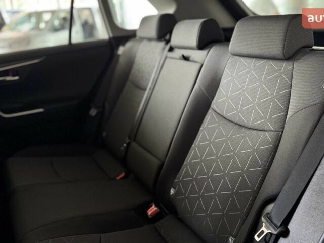 Тойота РАВ 4, объемом двигателя 2.49 л и пробегом 0 тыс. км за 39654 $, фото 4 на Automoto.ua