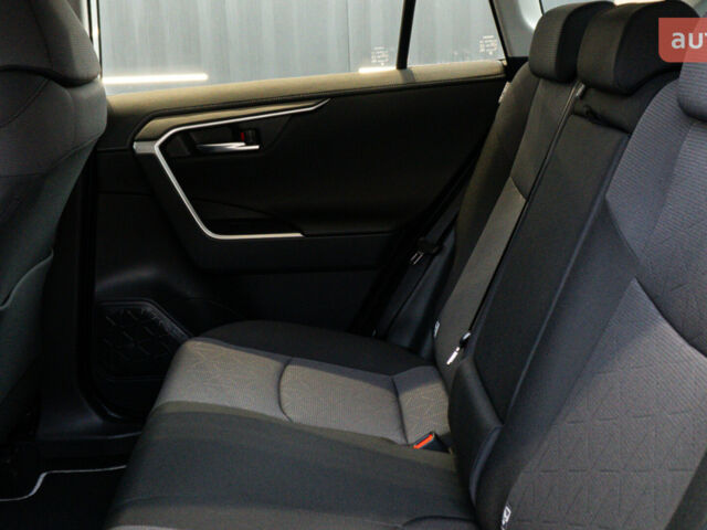 Тойота РАВ 4, об'ємом двигуна 2.49 л та пробігом 0 тис. км за 42650 $, фото 9 на Automoto.ua