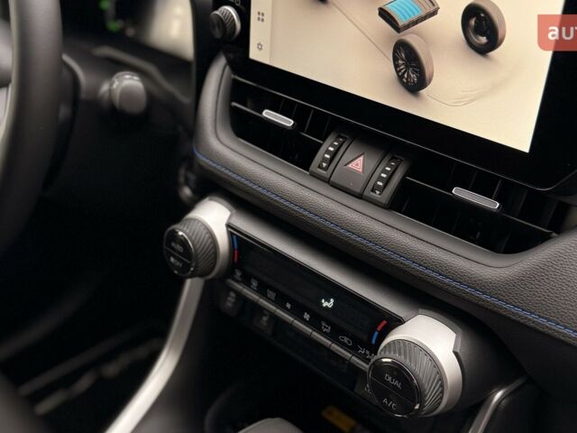 Тойота РАВ 4, об'ємом двигуна 2.49 л та пробігом 0 тис. км за 44192 $, фото 18 на Automoto.ua