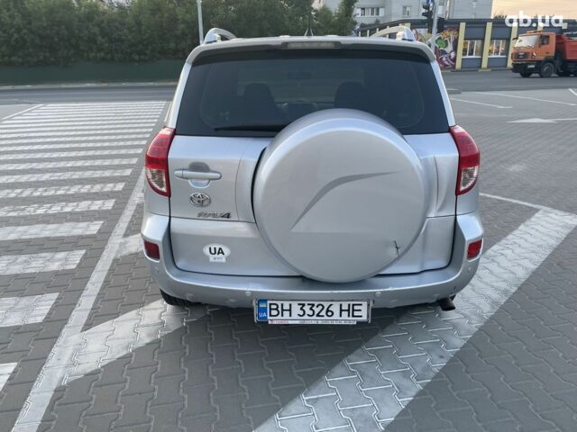 Серый Тойота РАВ 4, объемом двигателя 0 л и пробегом 347 тыс. км за 9900 $, фото 3 на Automoto.ua