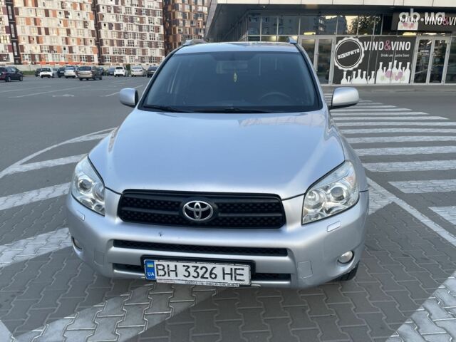 Серый Тойота РАВ 4, объемом двигателя 0 л и пробегом 347 тыс. км за 9900 $, фото 2 на Automoto.ua