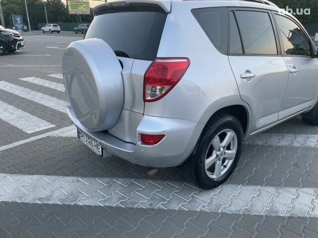 Серый Тойота РАВ 4, объемом двигателя 0 л и пробегом 347 тыс. км за 9900 $, фото 4 на Automoto.ua