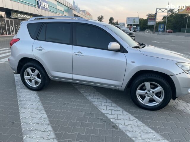 Серый Тойота РАВ 4, объемом двигателя 0 л и пробегом 347 тыс. км за 9900 $, фото 16 на Automoto.ua