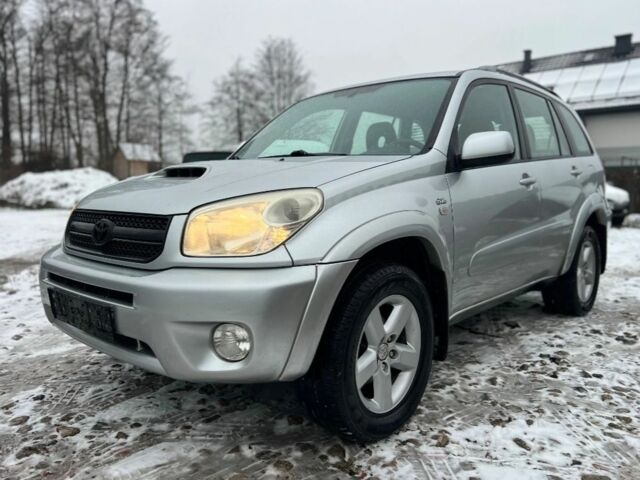 Серый Тойота РАВ 4, объемом двигателя 2 л и пробегом 260 тыс. км за 2900 $, фото 2 на Automoto.ua