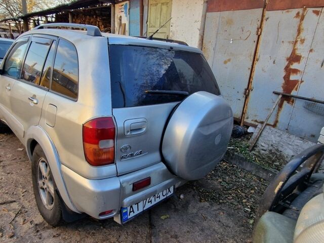 Серый Тойота РАВ 4, объемом двигателя 2 л и пробегом 381 тыс. км за 3700 $, фото 4 на Automoto.ua