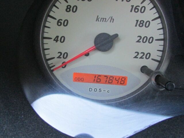 Серый Тойота РАВ 4, объемом двигателя 2 л и пробегом 168 тыс. км за 6987 $, фото 6 на Automoto.ua