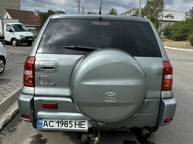 Серый Тойота РАВ 4, объемом двигателя 2 л и пробегом 320 тыс. км за 4000 $, фото 5 на Automoto.ua