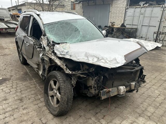 Серый Тойота РАВ 4, объемом двигателя 0 л и пробегом 110 тыс. км за 1500 $, фото 2 на Automoto.ua