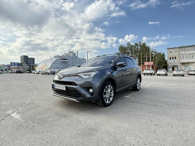Серый Тойота РАВ 4, объемом двигателя 2.5 л и пробегом 118 тыс. км за 22000 $, фото 19 на Automoto.ua