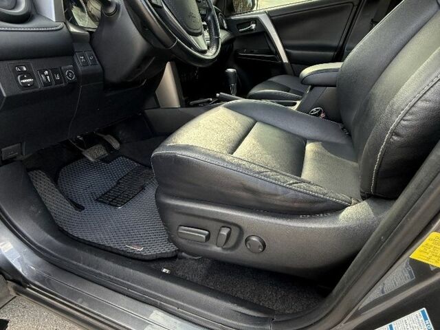 Серый Тойота РАВ 4, объемом двигателя 2.5 л и пробегом 118 тыс. км за 22000 $, фото 7 на Automoto.ua