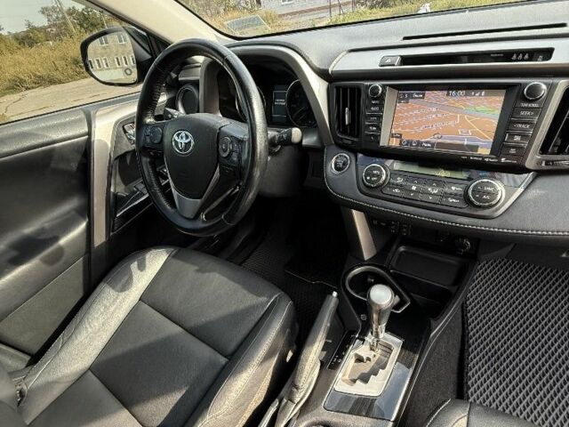 Серый Тойота РАВ 4, объемом двигателя 2.5 л и пробегом 118 тыс. км за 22000 $, фото 14 на Automoto.ua