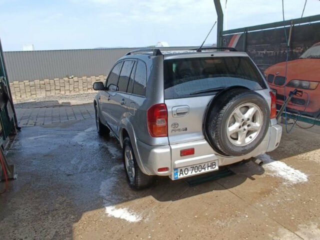 Сірий Тойота РАВ 4, об'ємом двигуна 2 л та пробігом 348 тис. км за 6100 $, фото 6 на Automoto.ua