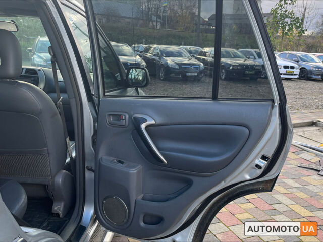 Сірий Тойота РАВ 4, об'ємом двигуна 2 л та пробігом 320 тис. км за 5250 $, фото 14 на Automoto.ua