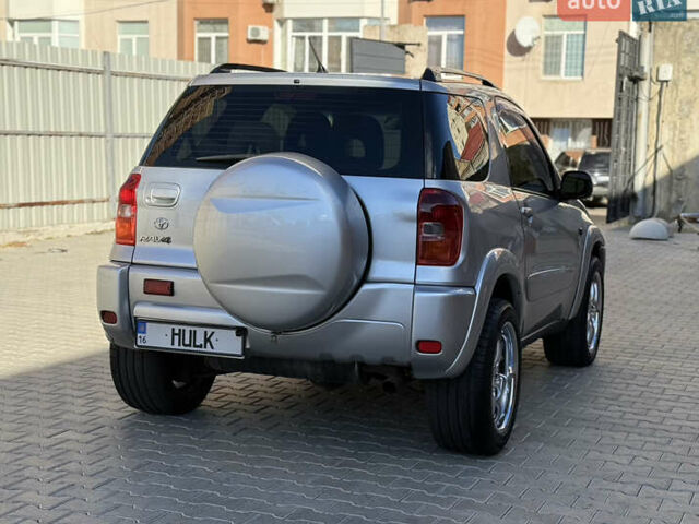 Сірий Тойота РАВ 4, об'ємом двигуна 2 л та пробігом 239 тис. км за 7300 $, фото 8 на Automoto.ua