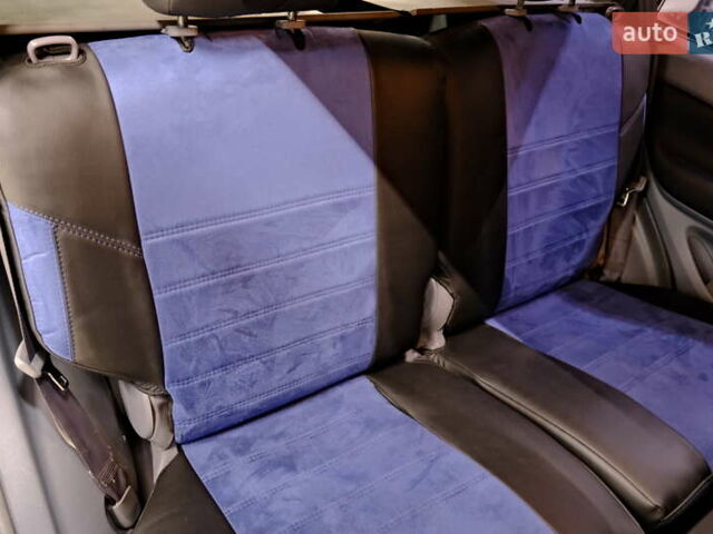 Серый Тойота РАВ 4, объемом двигателя 2 л и пробегом 275 тыс. км за 6900 $, фото 34 на Automoto.ua